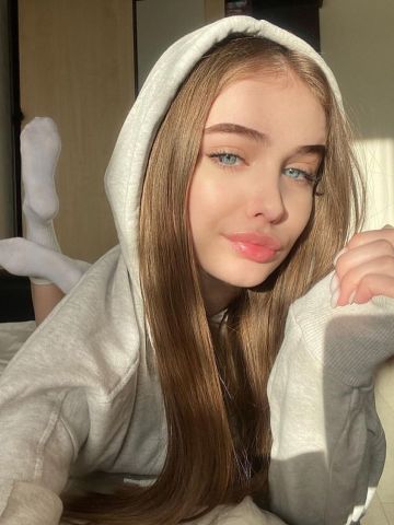 Анна Хороший Вечер